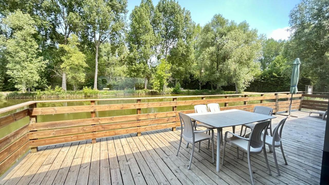 Chalet avec terrasse sur pilotis vue sur l'étang Rue  Exterior foto